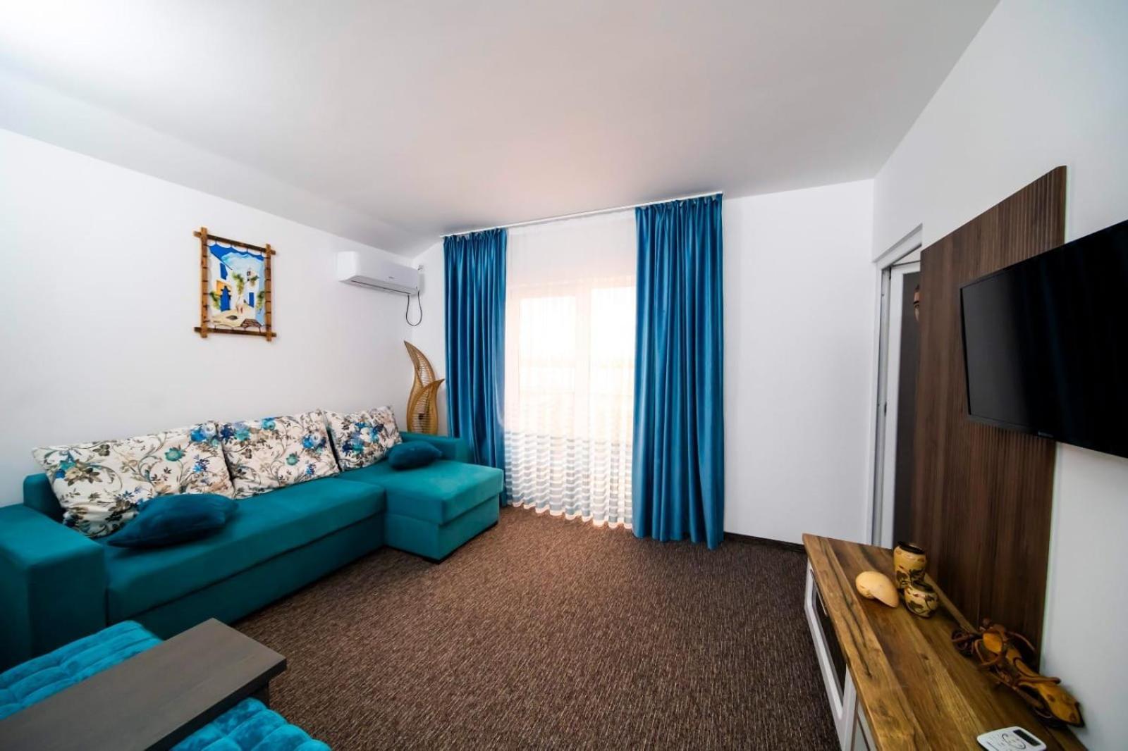 Danube Home Ostrovu Corbului المظهر الخارجي الصورة